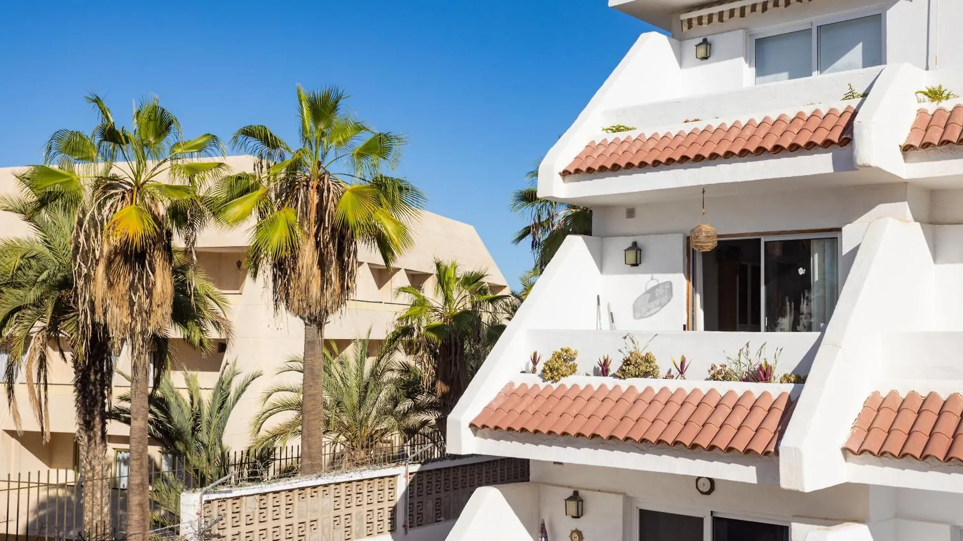 Home2Book Las Americas Escape, Pool & Terrace Arona  Apartamento Arona (Tenerife)